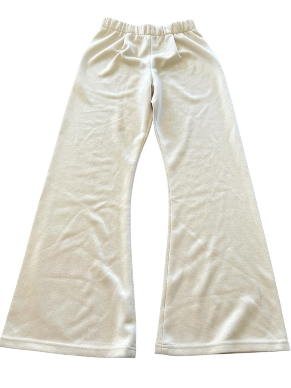 GYOKUU wearing white cream elastic waist wide leg wools blend pants